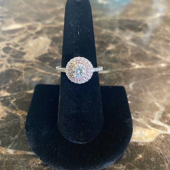 CZ Sterling silver ring - Picture 3 of 11